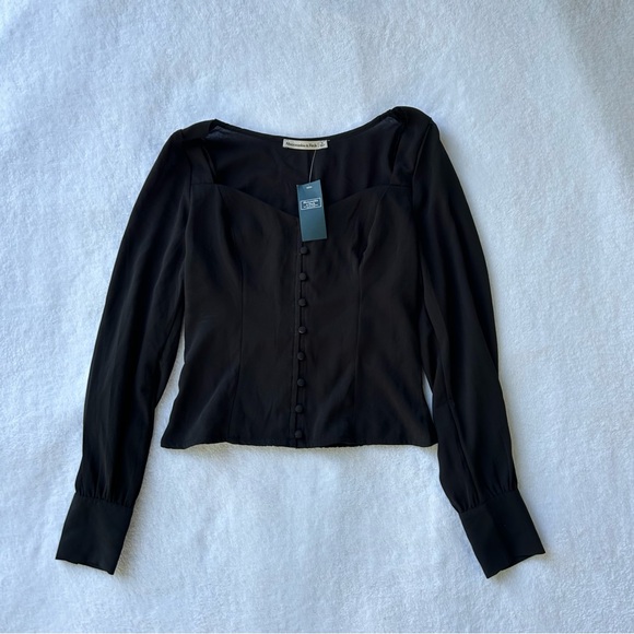 NWT Abercrombie Long Sleeve Blouse - Picture 2 of 9